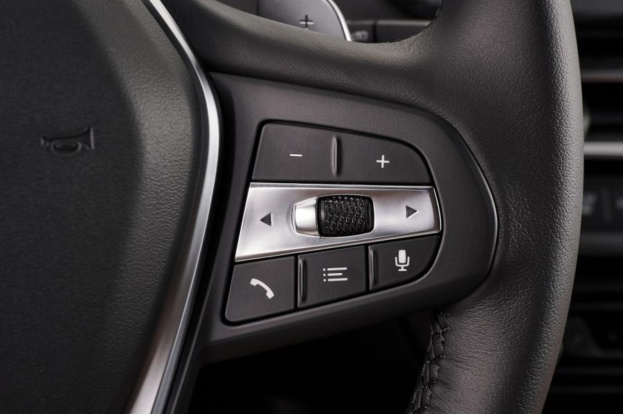 Детали интерьера BMW 118d Sportline (F40) 2019 года  (WW) (фото 57 из 89)